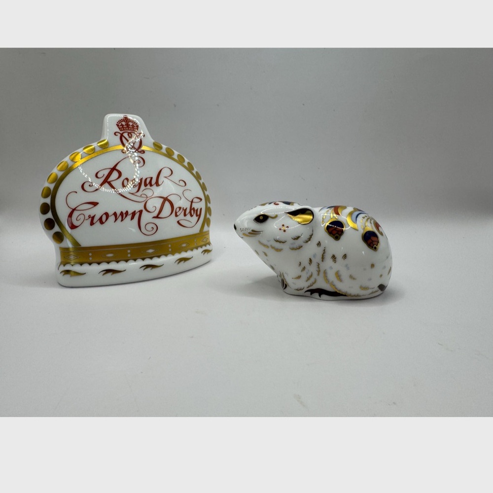 Royal Crown Derby Bank Vole bone China Paperweight Gold Stopper